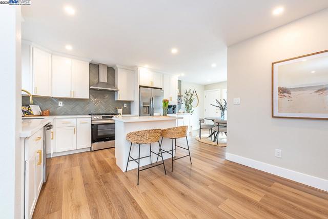 41327 Erma Ave, Fremont CA: https://media.crmls.org/mediaz/ad9fcc85-5251-4008-8ec4-f0f5f753fc0a.jpg