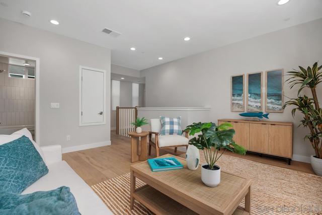 559 N Vulcan Ave, Encinitas CA: https://media.crmls.org/mediaz/ada1452f-a873-46f3-b89f-84bf25ae8c8c.jpg