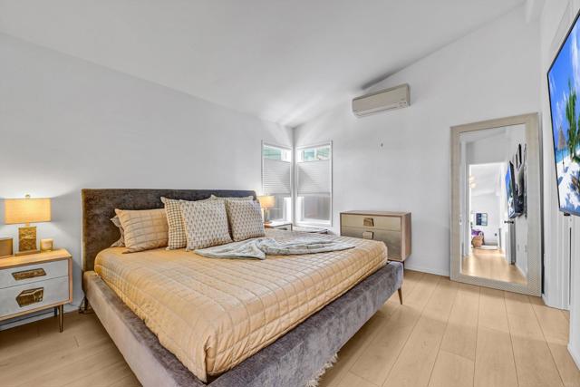 6503 Friendly Place, Carlsbad CA: https://media.crmls.org/mediaz/ada17bcc-2da1-446b-ae76-acfe0684024e.jpg