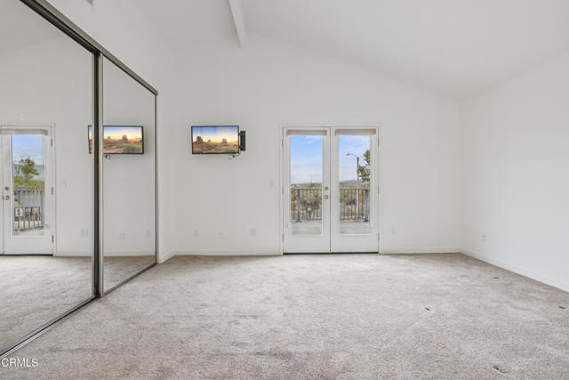 27722 Buckskin Drive, Castaic CA: https://media.crmls.org/mediaz/ada1e67a-e374-4ba4-b11c-c83c1a8d5ad5.jpg