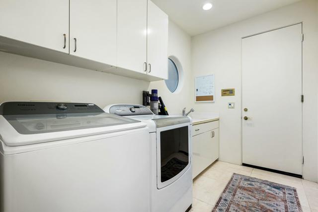 Image 36 of 51 For 75330 14th Green Drive