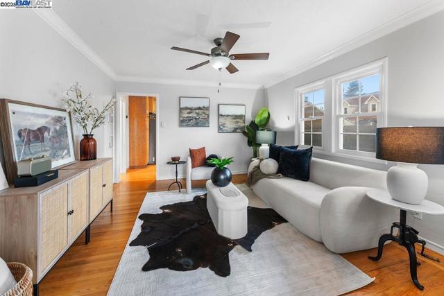 1112 Elgin St, San Lorenzo CA: https://media.crmls.org/mediaz/ada3915a-85ed-40f4-918b-cc0eaa0c0b77.jpg