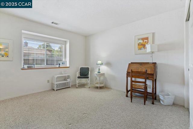 891 Robin Cir, Arroyo Grande CA: https://media.crmls.org/mediaz/ada4f1f4-b299-4ed4-a1d4-46b08f718eeb.jpg