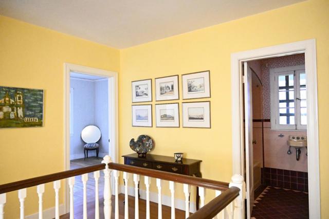 1920 Oak Knoll Drive, Belmont CA: https://media.crmls.org/mediaz/ada551e2-fd79-48df-b4e8-b5fbc4c00e25.jpg