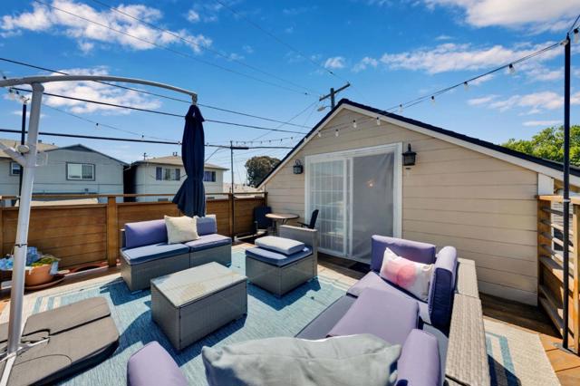 1418 Bradley Court, San Mateo CA: https://media.crmls.org/mediaz/ada558f4-827c-44fb-9272-e160aedeeb89.jpg