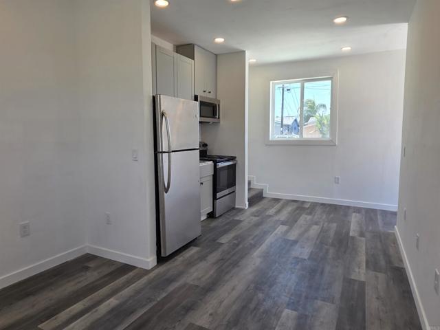Image 10 of 13 For 1819 Oakshire Court