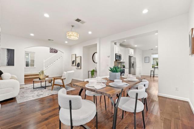 325 Toscana Way, Hayward CA: https://media.crmls.org/mediaz/ada70c55-0b31-45cb-993f-2a2ca7cdf148.jpg