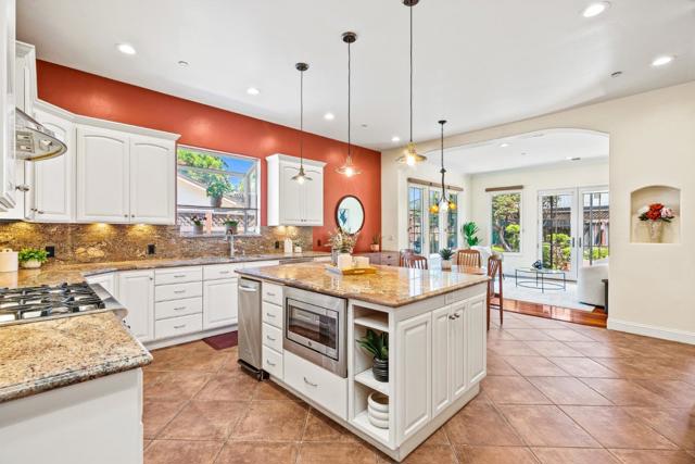 34150 Cartwright Place, Fremont CA: https://media.crmls.org/mediaz/ada7263a-b343-4309-abe0-e97fe3ad4208.jpg
