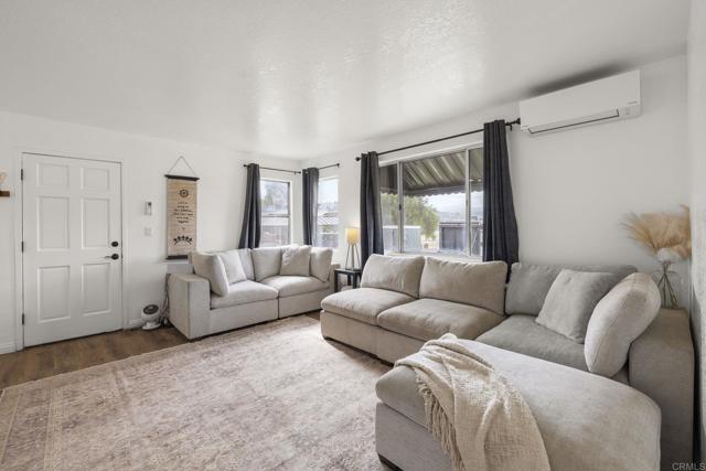 Detail Gallery Image 7 of 35 For 13510 Willow Rd, Lakeside,  CA 92040 - 2 Beds | 1 Baths