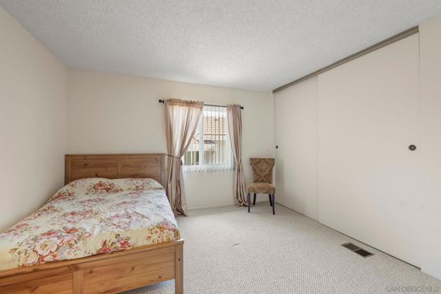 2010 W San Marcos Blvd, San Marcos CA: https://media.crmls.org/mediaz/ada7d145-e7b2-47cc-8f47-e89aeced8949.jpg
