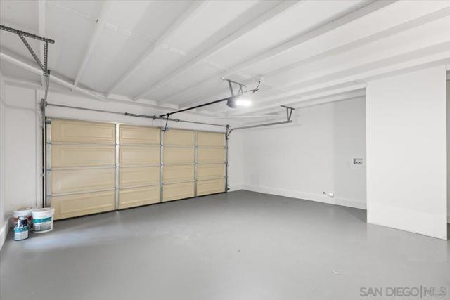 2845 Cottingham St, Oceanside CA: https://media.crmls.org/mediaz/adaa9148-af66-452f-a568-b645e02fa339.jpg