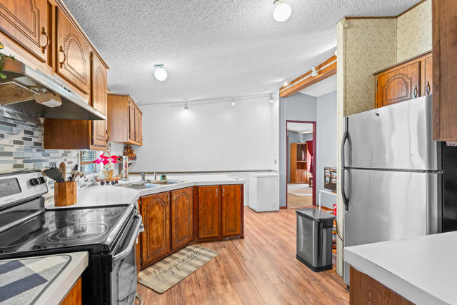 2342 Sand Jewel Avenue, Thermal CA: https://media.crmls.org/mediaz/adaab7df-0ab1-41d5-a87a-29e08d8fc8bb.jpg