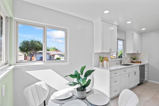 1132 Northumberland Drive, Sunnyvale CA: https://media.crmls.org/mediaz/adab2f1b-64ff-4ccc-97d9-a9586292f9dc.jpg