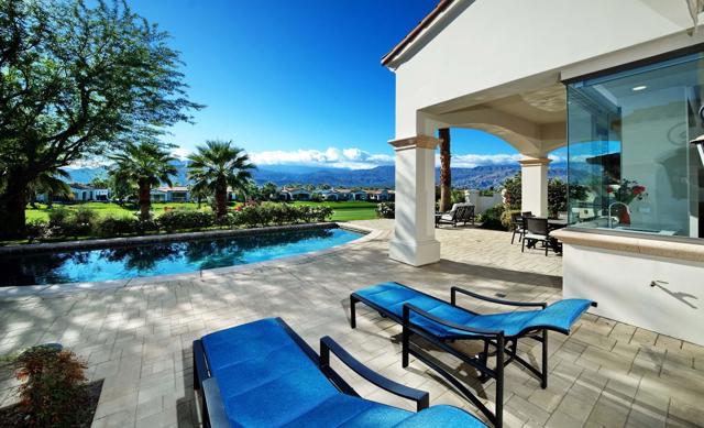 75757 Via Stia, Indian Wells CA: https://media.crmls.org/mediaz/adac29ba-29ad-47ab-a3bb-3fd8df508650.jpg