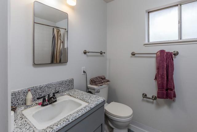 8420 David Court, Gilroy CA: https://media.crmls.org/mediaz/adacf1bb-7d43-4062-91e5-547749a9c9a4.jpg