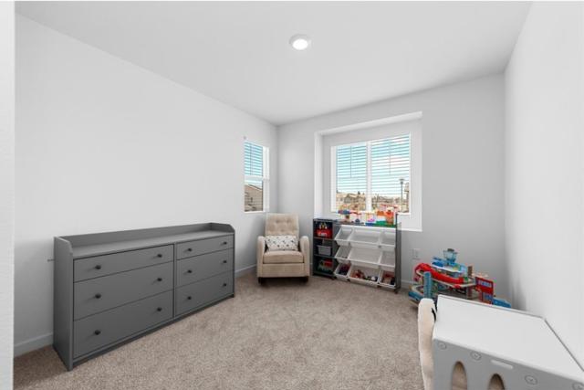 7741 Forestdale Way, Elk Grove CA: https://media.crmls.org/mediaz/adad8e9a-72e4-4e1e-81ec-f290afc6984f.jpg