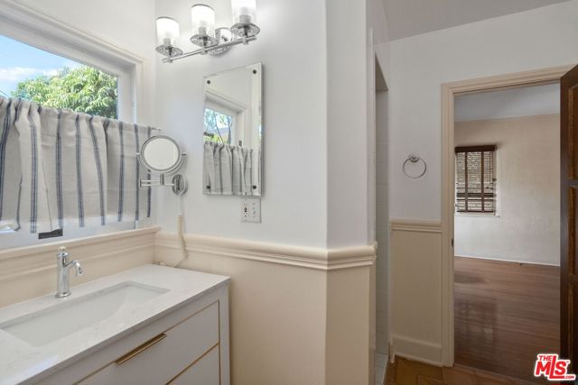 848 17th Street photo 31