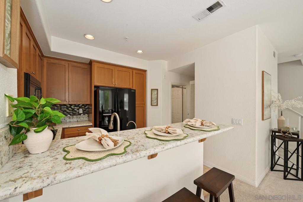 4611 Central Plaza - photo 6