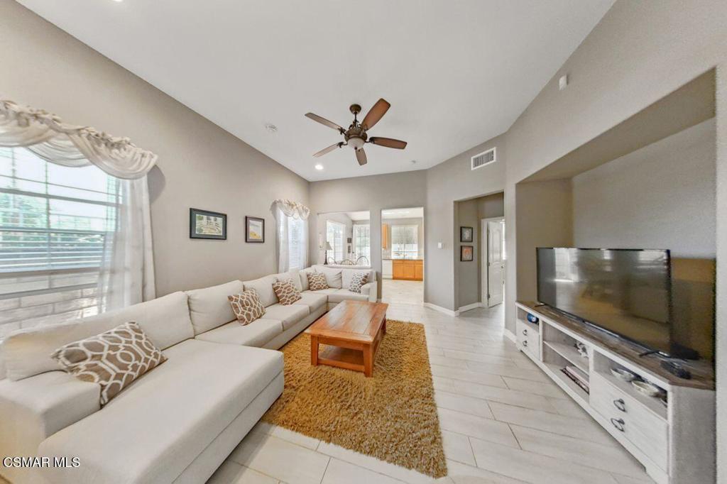 Adaf0D1F Cc75 4D4F Afd5 37E4F3753C44 998 Donner Avenue, Simi Valley, Ca 93065 &Lt;Span Style='BackgroundColor:transparent;Padding:0Px;'&Gt; &Lt;Small&Gt; &Lt;I&Gt; &Lt;/I&Gt; &Lt;/Small&Gt;&Lt;/Span&Gt;