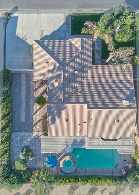 81145 Aurora Avenue, Indio CA: https://media.crmls.org/mediaz/adaf53fb-896d-4c07-8bf1-da13f6e87b0e.jpg