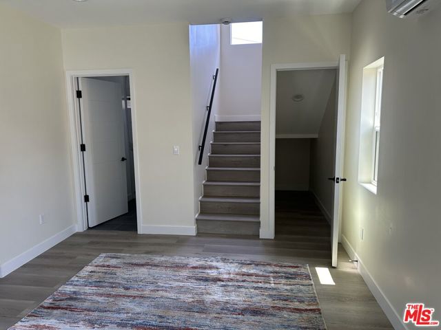 3556 Butler Avenue, Los Angeles CA: https://media.crmls.org/mediaz/adaf6dc1-8cb6-400e-8b6c-04ce9595c814.jpg