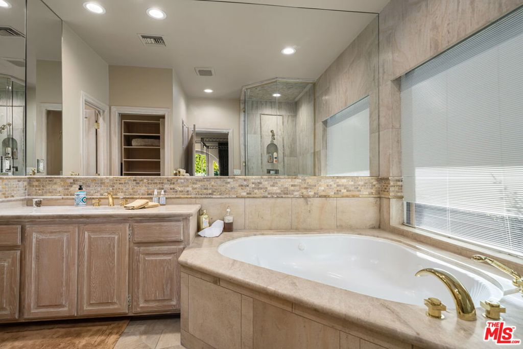 MLS #25618015 image #58