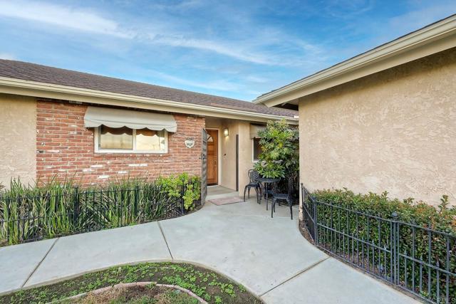 4410 Charger Boulevard, San Diego CA: https://media.crmls.org/mediaz/adb0dc69-b90b-42bf-aa51-3516334e88ea.jpg