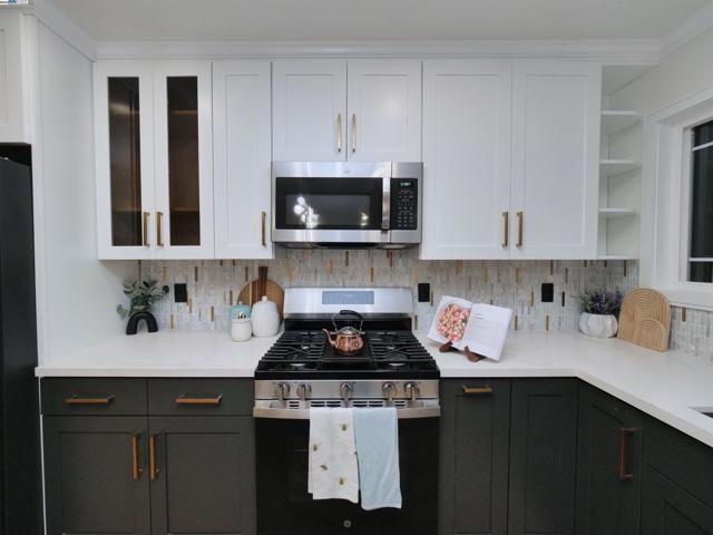 5603 Wintergreen Dr, Newark CA: https://media.crmls.org/mediaz/adb170f1-d8c5-4540-9574-3f9883e7ad01.jpg