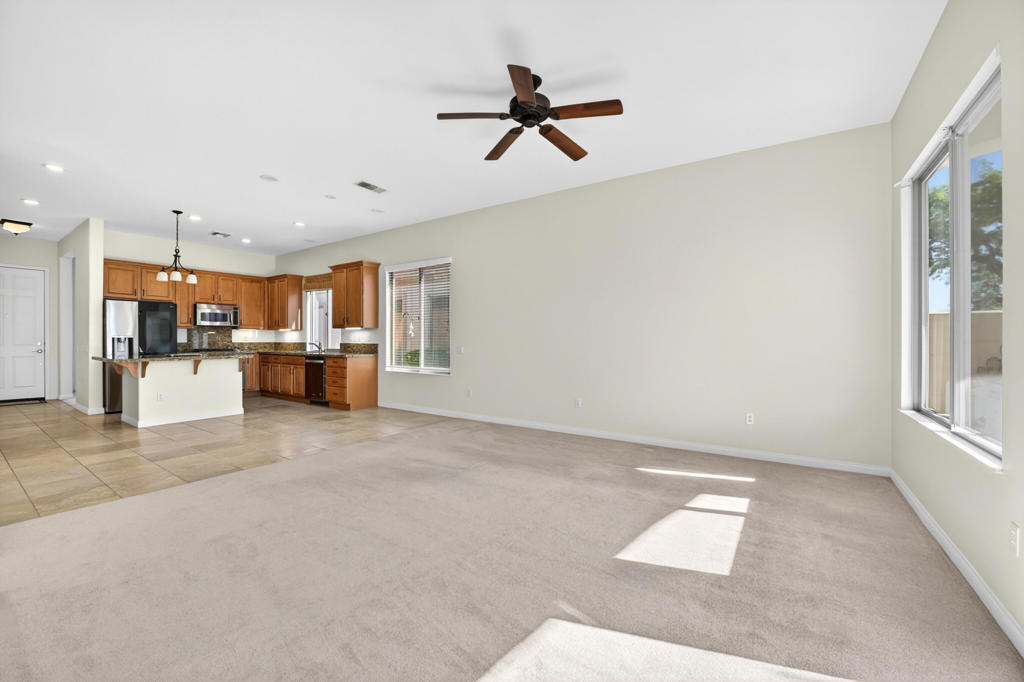 MLS #219139931DA image #9