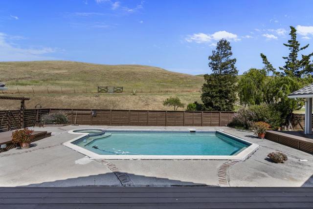 5955 Diablo Hills Road, Tres Pinos CA: https://media.crmls.org/mediaz/adb25155-0251-4e31-a010-b0c6a7edd6b5.jpg