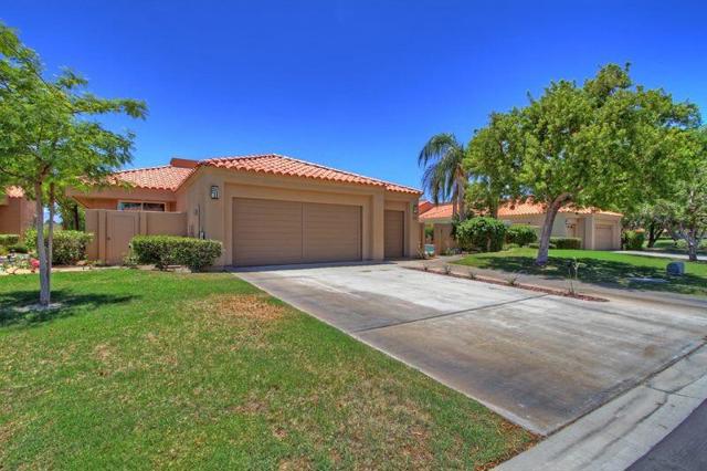 65 La Costa Drive, Rancho Mirage CA: https://media.crmls.org/mediaz/adb25ff8-a15a-4898-b902-871e474dc719.jpg