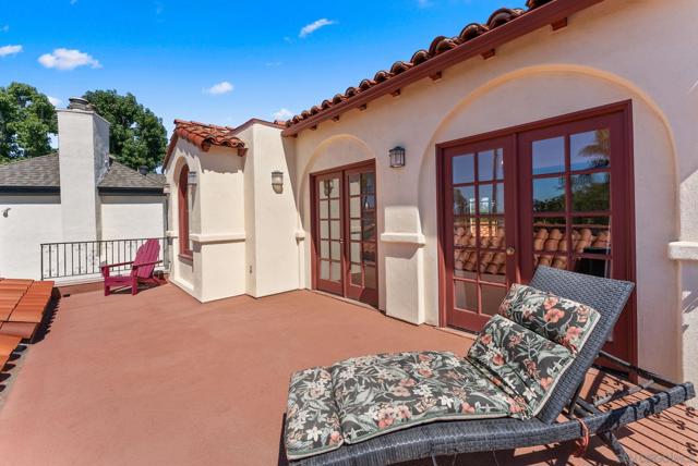 4010 S Hempstead Circle, San Diego CA: https://media.crmls.org/mediaz/adb294b9-1660-4f4d-a40f-0b1131da7473.jpg