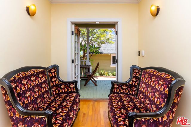 866 N Doheny Drive, West Hollywood CA: https://media.crmls.org/mediaz/adb62320-f7c0-43d5-8e92-1e76df6618b3.jpg