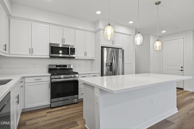 Detail Gallery Image 31 of 75 For 611 Winchester Dr, Oxnard,  CA 93036 - 3 Beds | 3/1 Baths