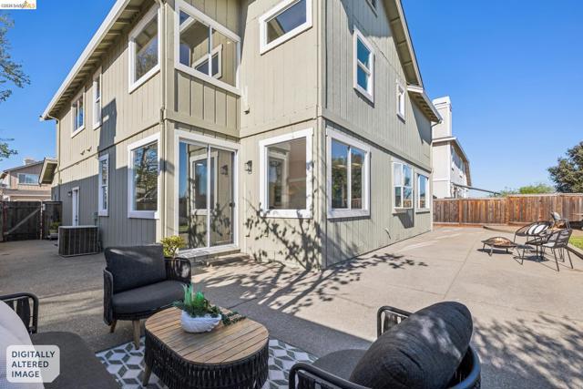 2004 Fries Ct, Martinez CA: https://media.crmls.org/mediaz/adb734fe-cf39-4da1-a032-9c78bc79298f.jpg