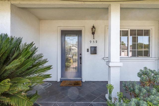 958 Ginger Lane, San Jose CA: https://media.crmls.org/mediaz/adb79fce-712a-4b66-860f-95382b8b4768.jpg