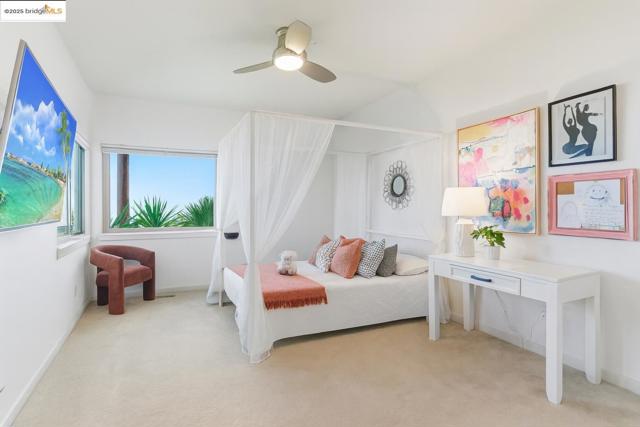 6413 Gwin Ct, Oakland CA: https://media.crmls.org/mediaz/adb7f383-4382-4d9f-a90c-8b73c775b086.jpg