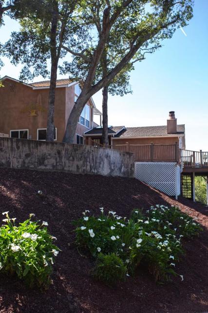 18800 Withey Road, Monte Sereno CA: https://media.crmls.org/mediaz/adb8e9e1-dfe3-4c3b-82f6-31fb6edfa774.jpg