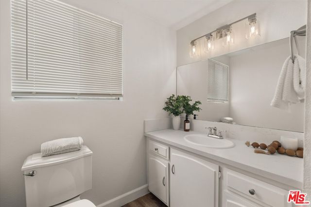 19714 Galway Avenue, Carson CA: https://media.crmls.org/mediaz/adb9311a-4997-430a-8024-9fb90ba36c78.jpg