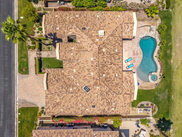 81080 Shinnecock, La Quinta CA: https://media.crmls.org/mediaz/adb97546-a919-4417-adc4-4142d5caeed6.jpg