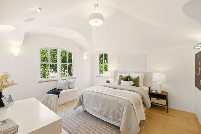842 Boyce Avenue, Palo Alto CA: https://media.crmls.org/mediaz/adba01ff-0f68-47db-be5e-d29982499b7d.jpg