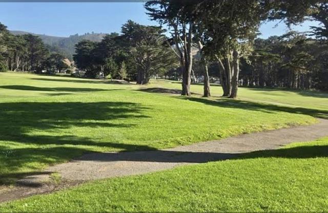 360 Fairway Drive, Pacifica CA: https://media.crmls.org/mediaz/adba0a4c-5bb0-4e36-93f7-4fb6f5f5433b.jpg