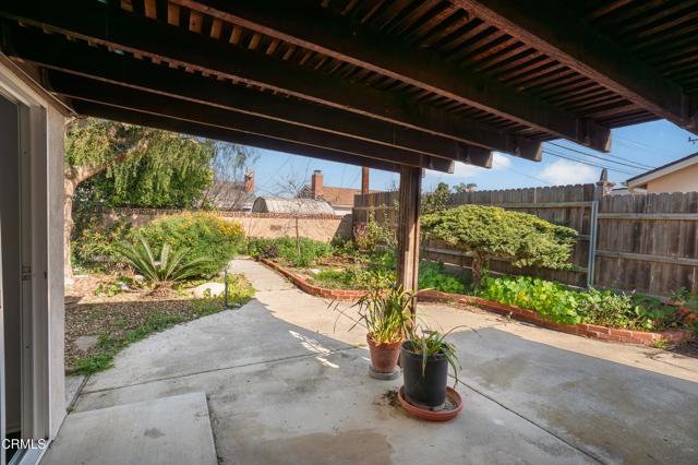 Detail Gallery Image 13 of 18 For 1251 Gardenia St, Oxnard,  CA 93036 - 3 Beds | 2 Baths