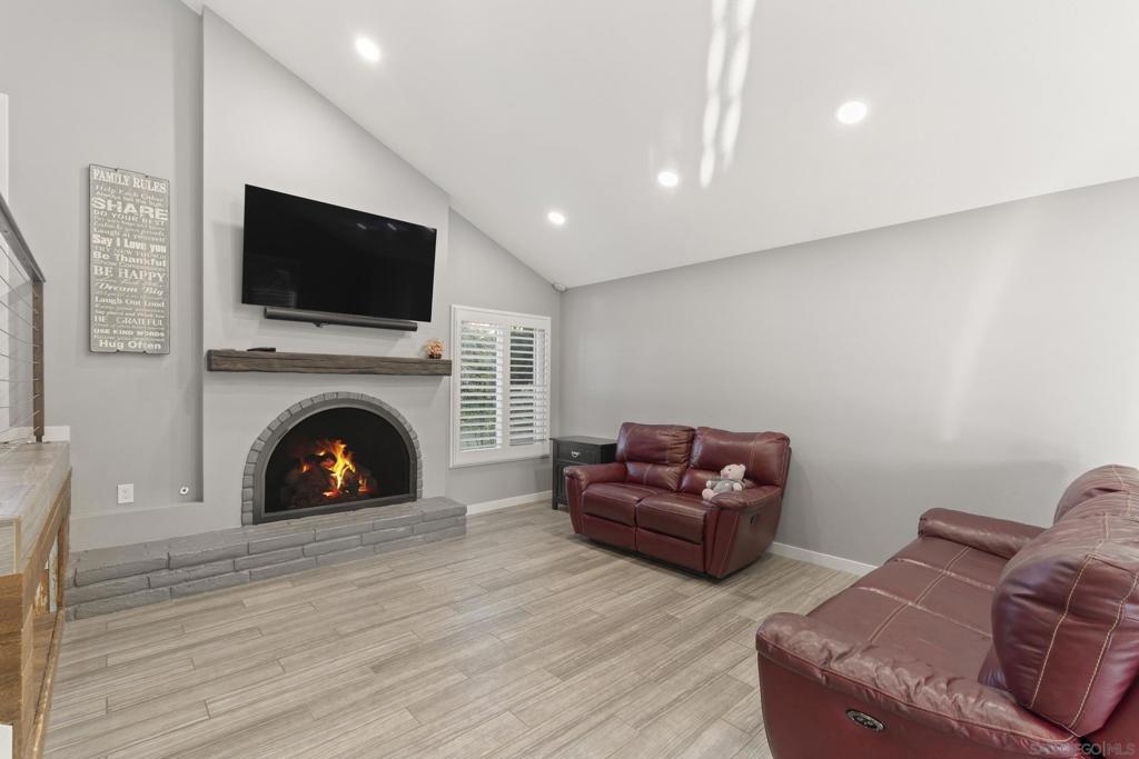 12429 Damasco Ct - photo 5
