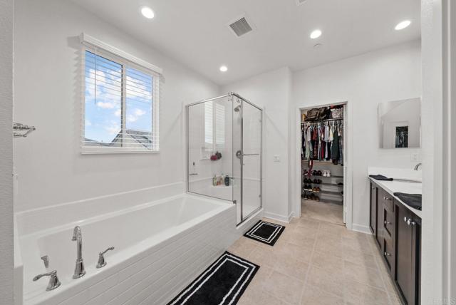 Detail Gallery Image 16 of 33 For 27656 Konyn Ct, Valley Center,  CA 92082 - 3 Beds | 2/1 Baths