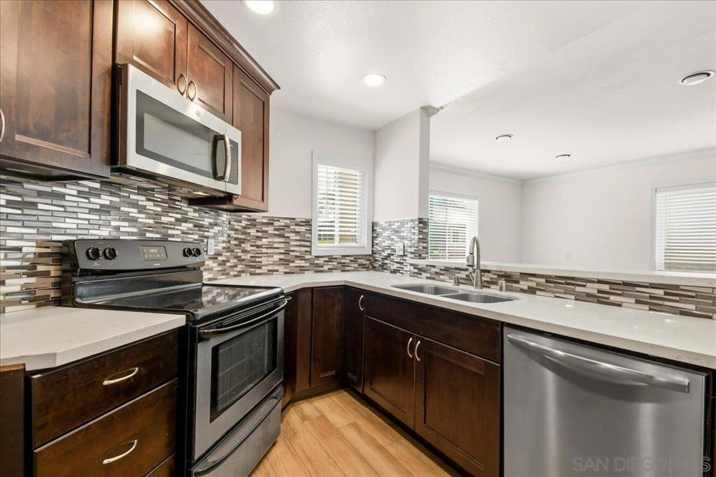 7545 Charmant Drive - photo 7
