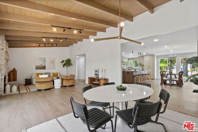 22946 Brenford Street, Woodland Hills CA: https://media.crmls.org/mediaz/adc10233-5b2f-4375-b1a5-d4a179b69e4a.jpg