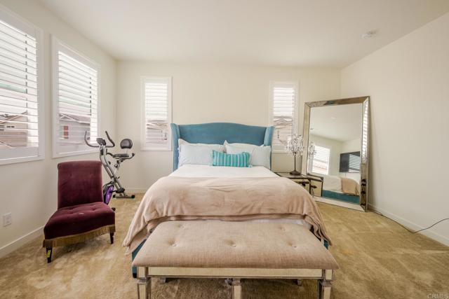 Home for Sale in Valley Center