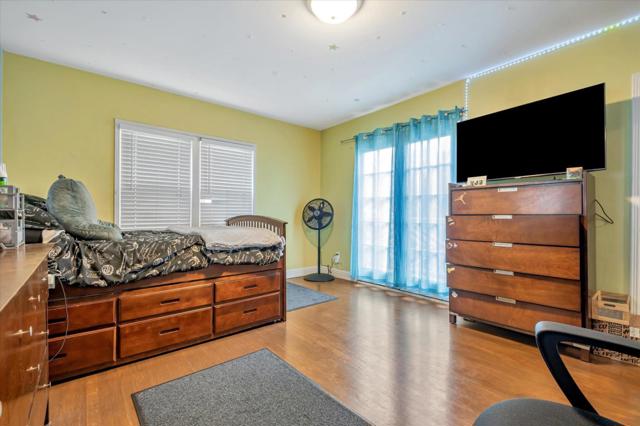 8245 Golf Links Road, Oakland CA: https://media.crmls.org/mediaz/adc2ca67-049c-425c-9bb9-a7361c3ad7b6.jpg