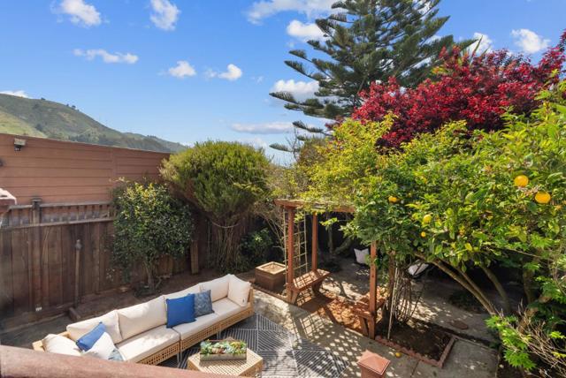 518 Price Street, Daly City CA: https://media.crmls.org/mediaz/adc44225-173b-49ea-824d-4037d8123d38.jpg